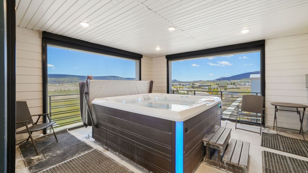 Photo of 6537 SILVER CREEK DR, Park City, UT 84098 (MLS # 2153666)