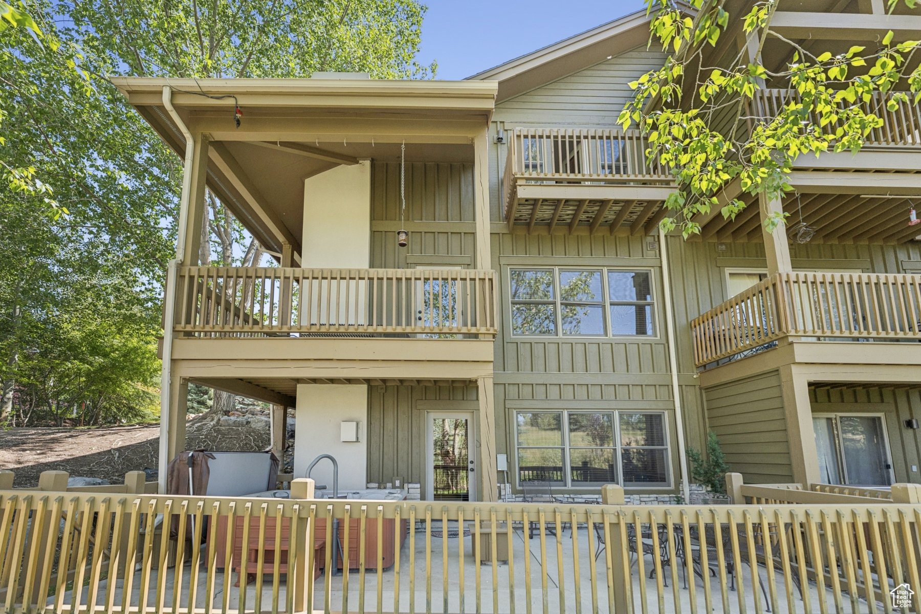 CANYON CROSSING CONDO - Residential