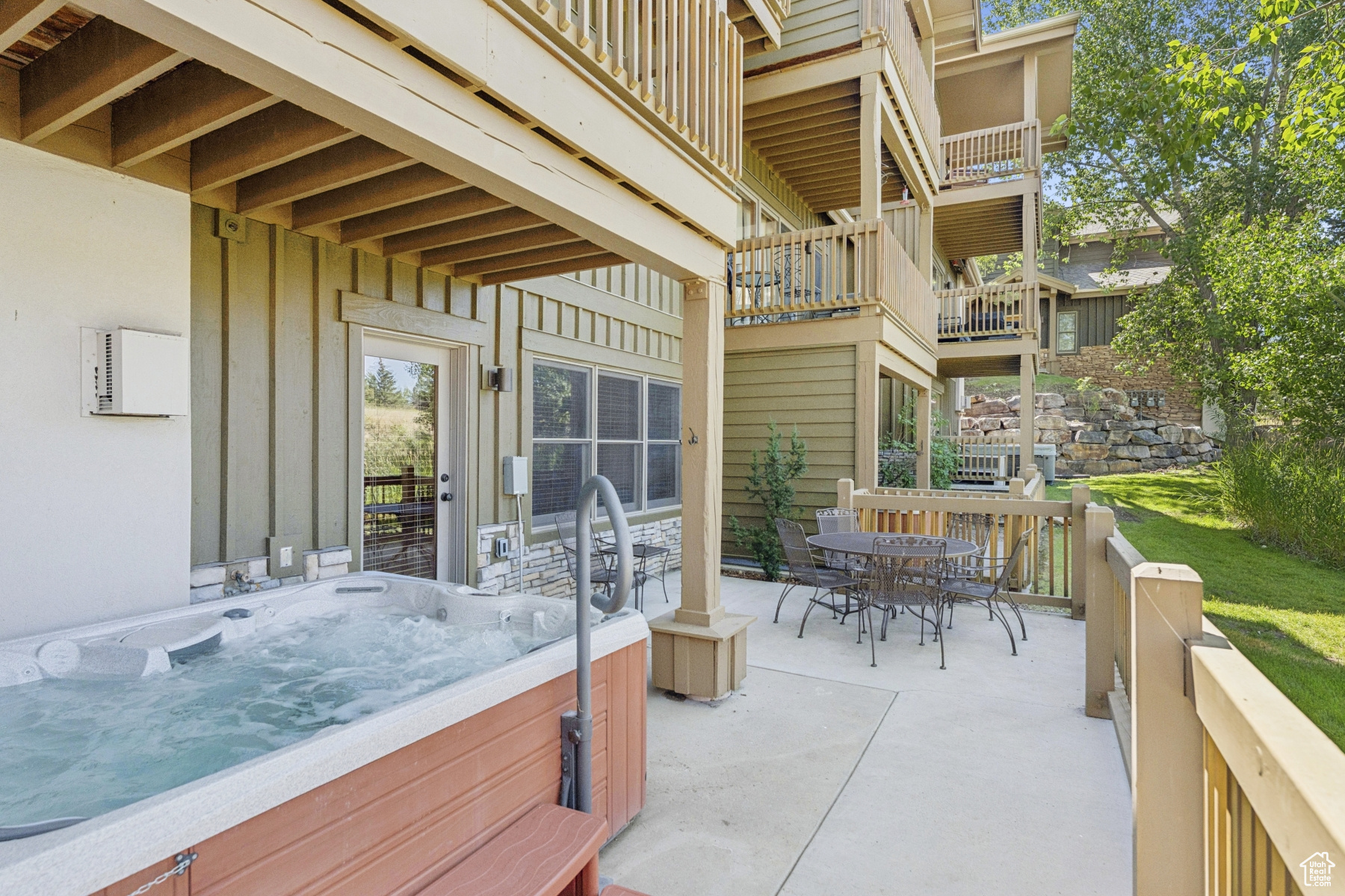CANYON CROSSING CONDO - Residential