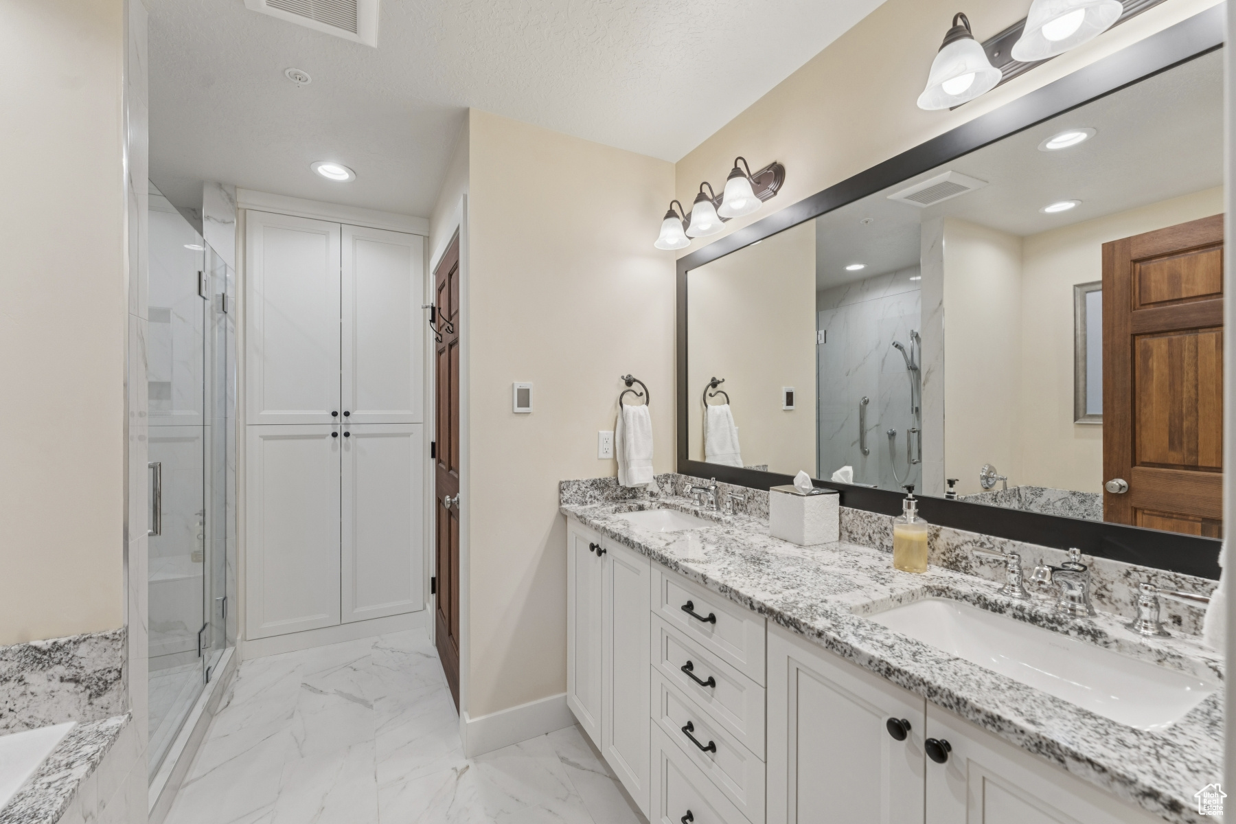 CANYON CROSSING CONDO - Residential