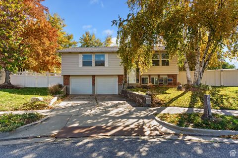 Photo of 668 N 275 E, Kaysville, UT 84037 (MLS # 2118913)