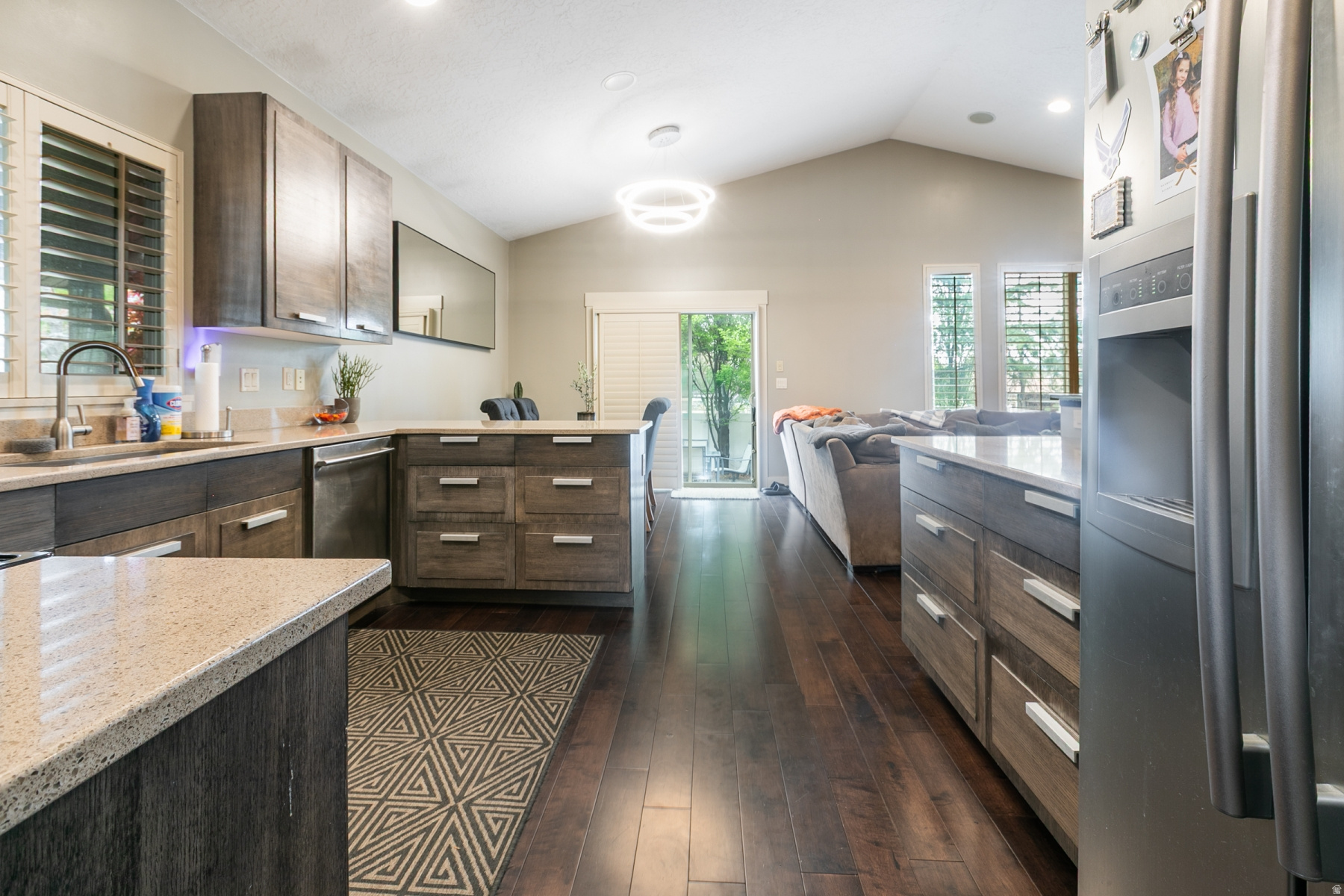 STAUFFER LANE - Residential