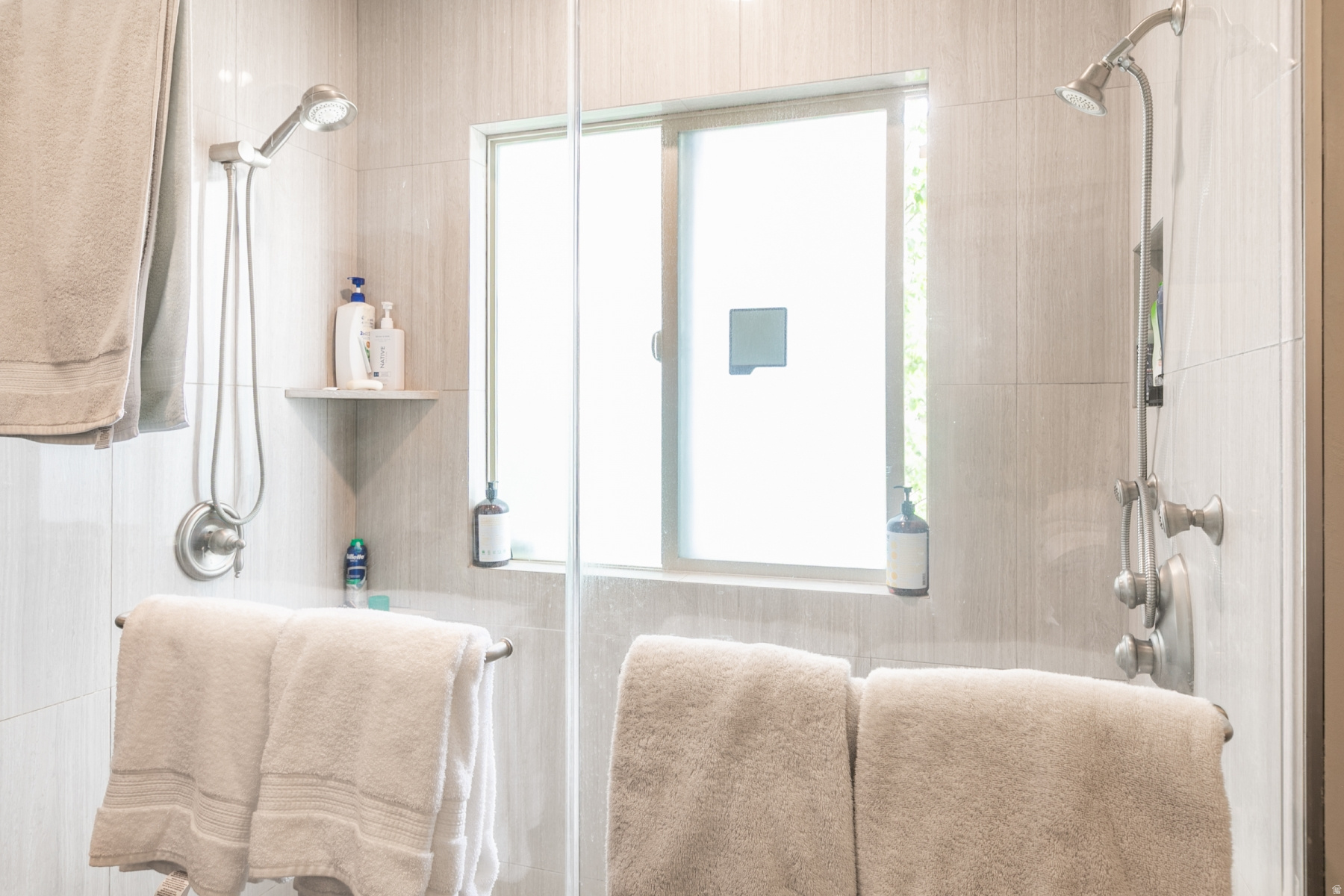 STAUFFER LANE - Residential