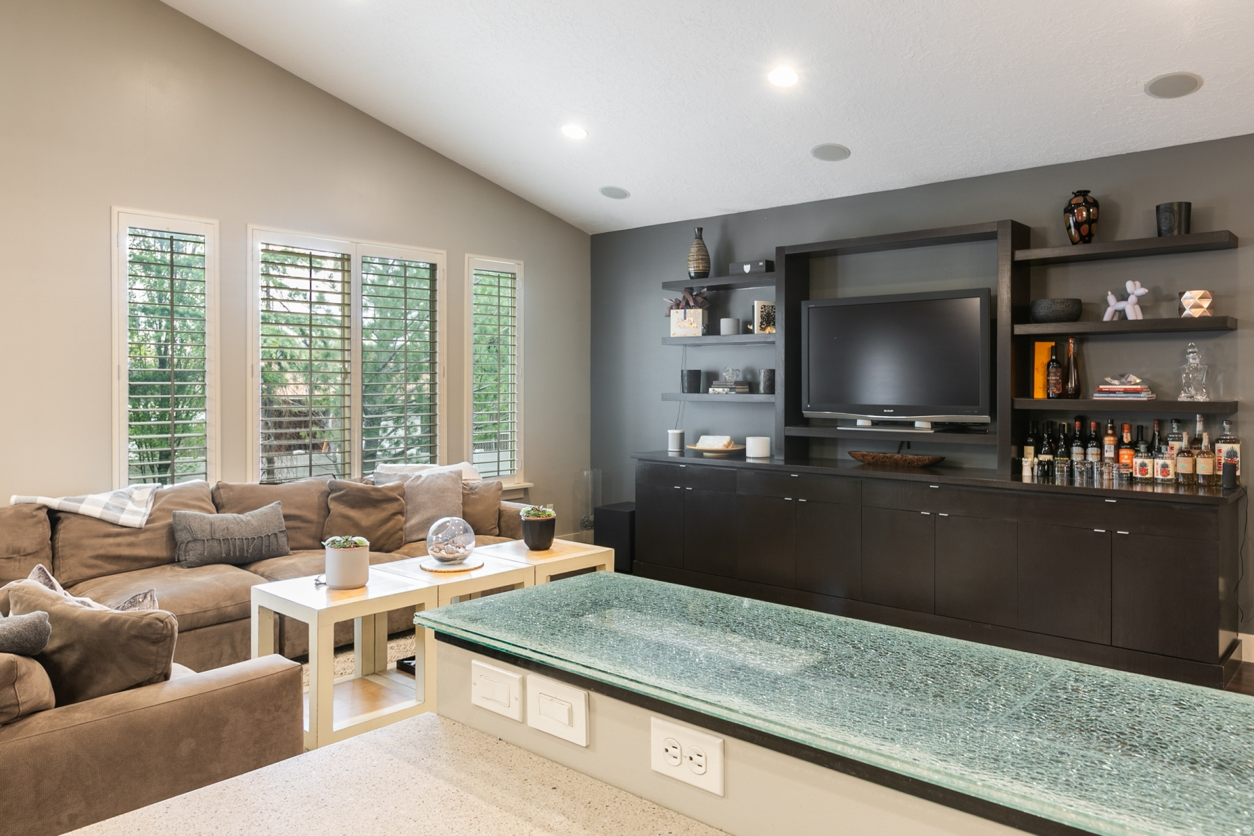 STAUFFER LANE - Residential