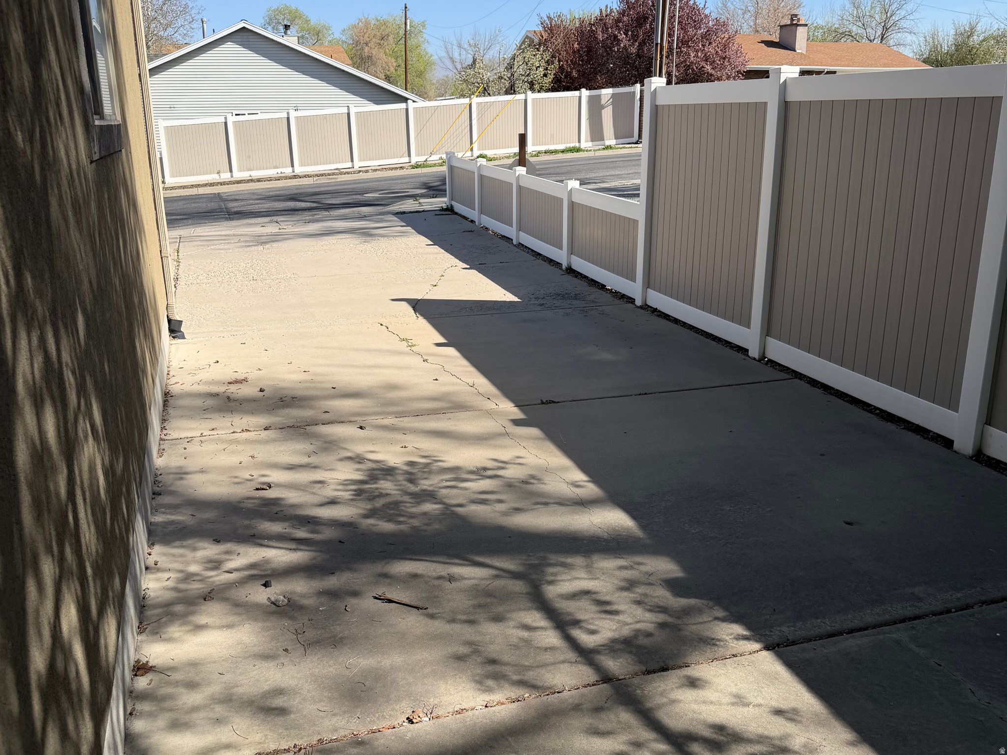 STAUFFER LANE - Residential