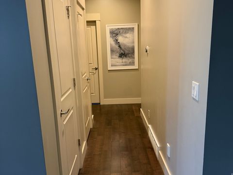 Tiny photo for 51 W STAUFFER LN S, Murray, UT 84107 (MLS # 2146097)