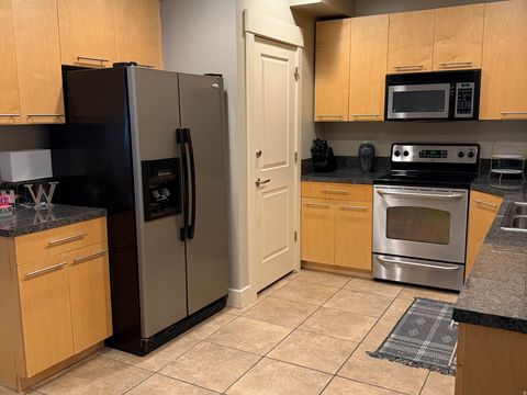 Tiny photo for 51 W STAUFFER LN S, Murray, UT 84107 (MLS # 2146097)