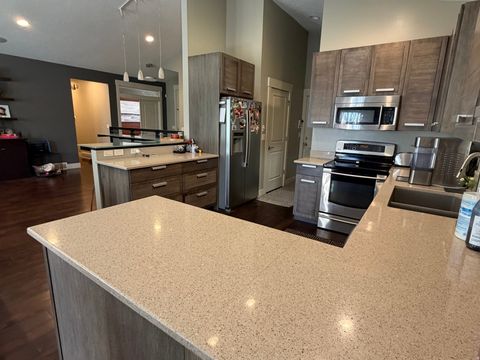 Tiny photo for 51 W STAUFFER LN S, Murray, UT 84107 (MLS # 2146097)