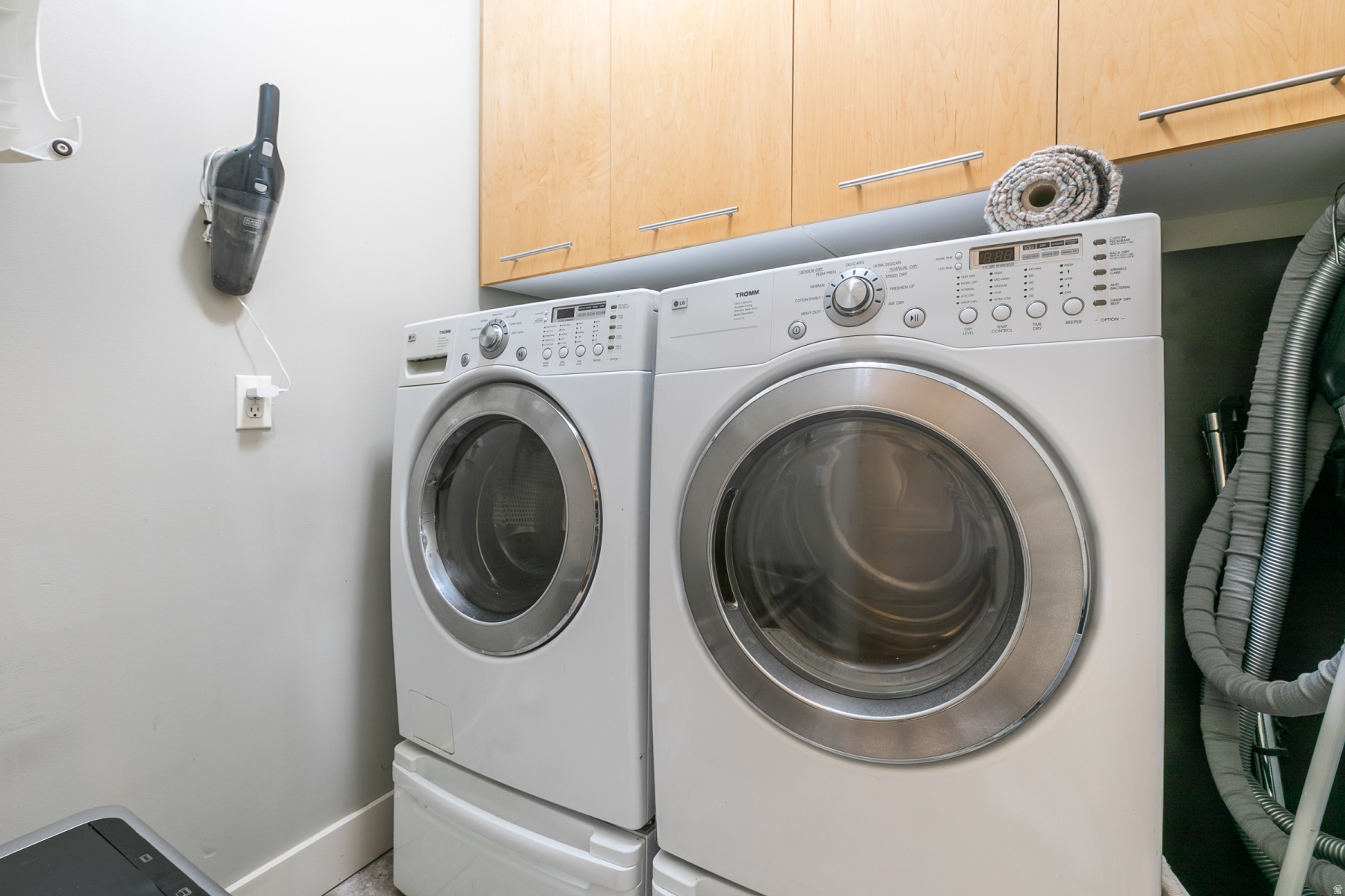 STAUFFER LANE - Residential