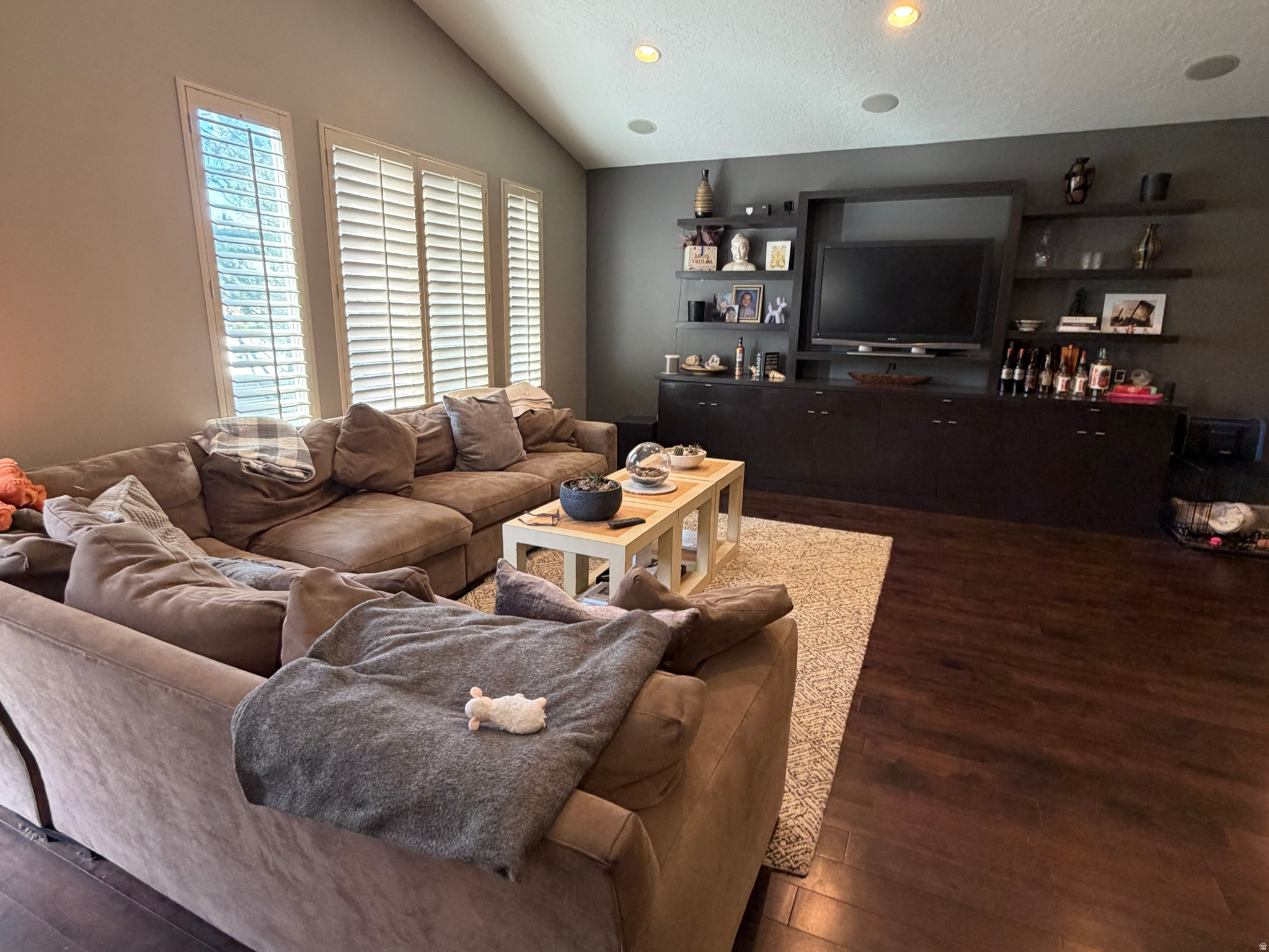 STAUFFER LANE - Residential