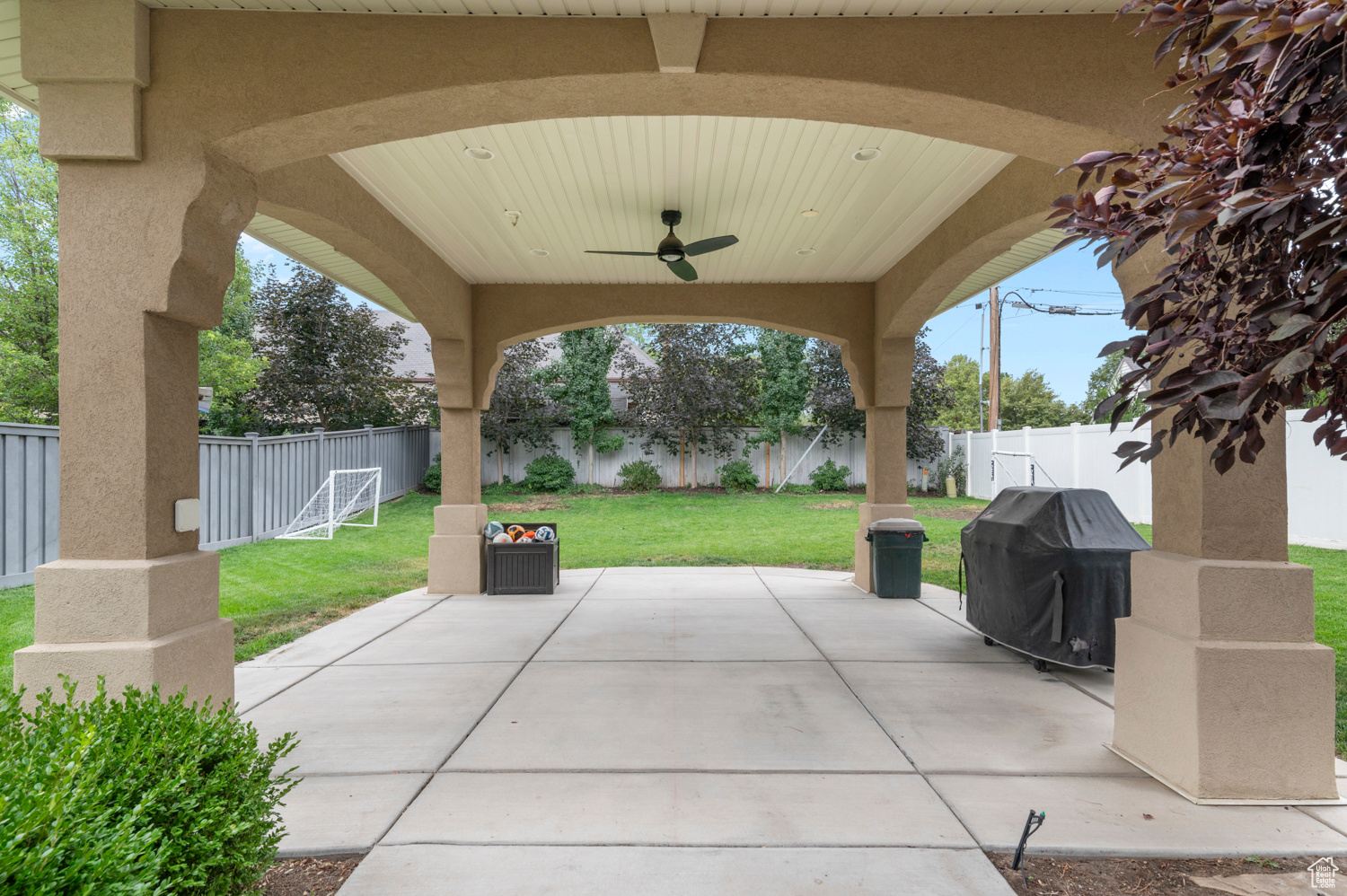HOLLADAY GLEN - Residential