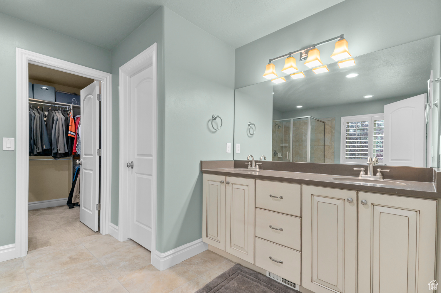 HOLLADAY GLEN - Residential