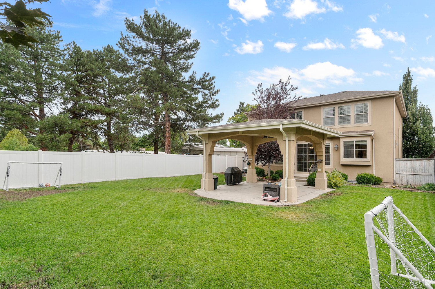 HOLLADAY GLEN - Residential