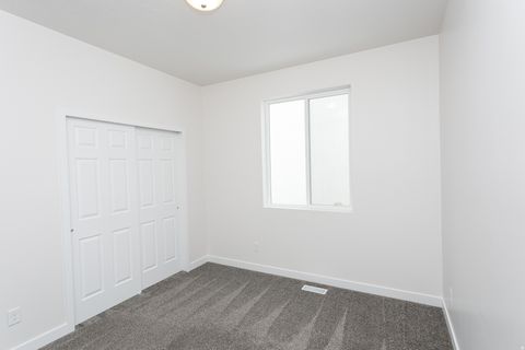 Tiny photo for 78 E BROXBURN WAY, Tooele, UT 84074 (MLS # 2151578)