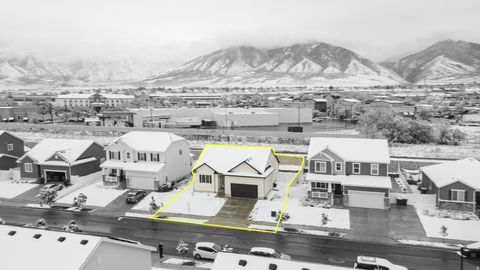Tiny photo for 78 E BROXBURN WAY, Tooele, UT 84074 (MLS # 2151578)