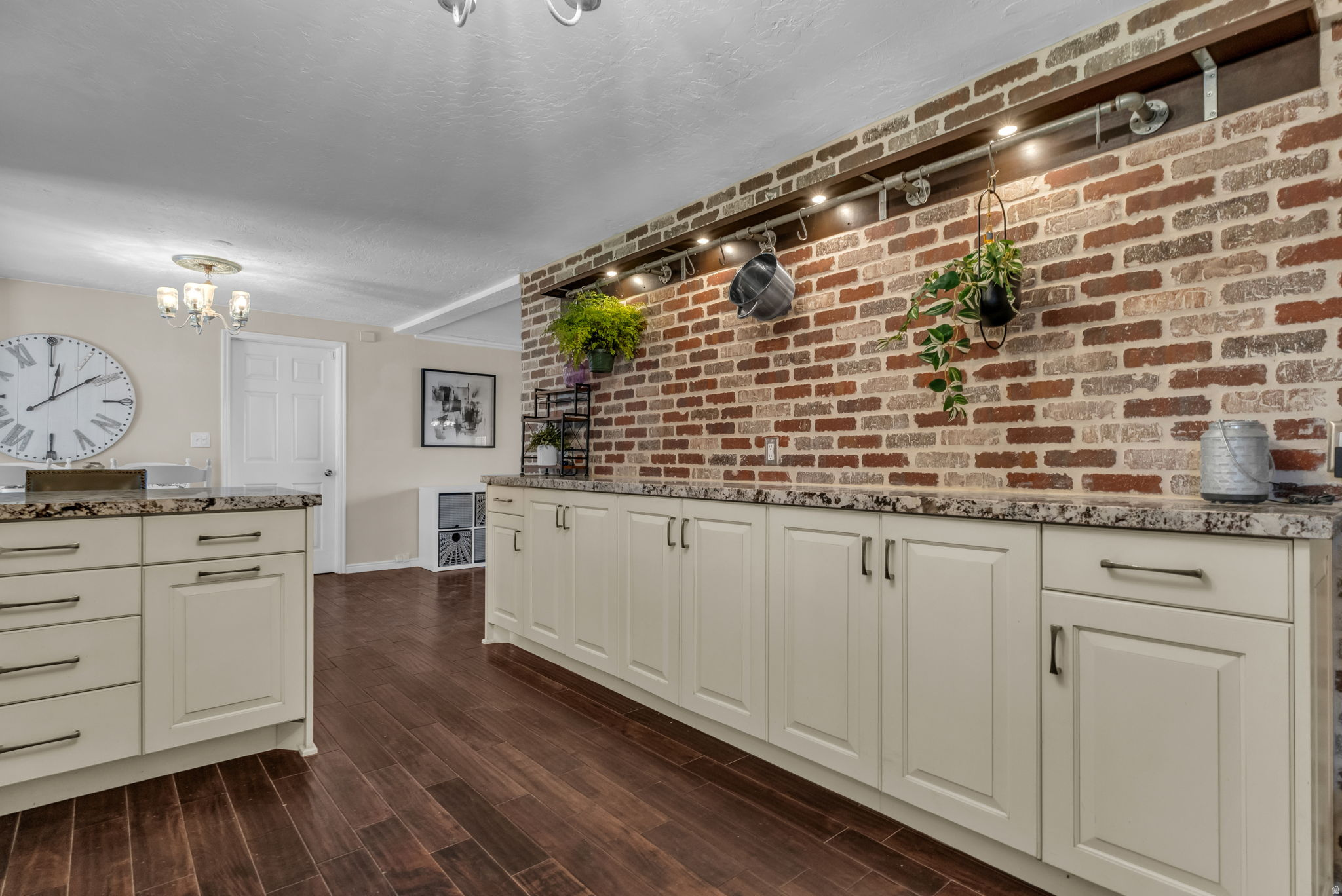 JORDAN VIEW ESTATES - Residential