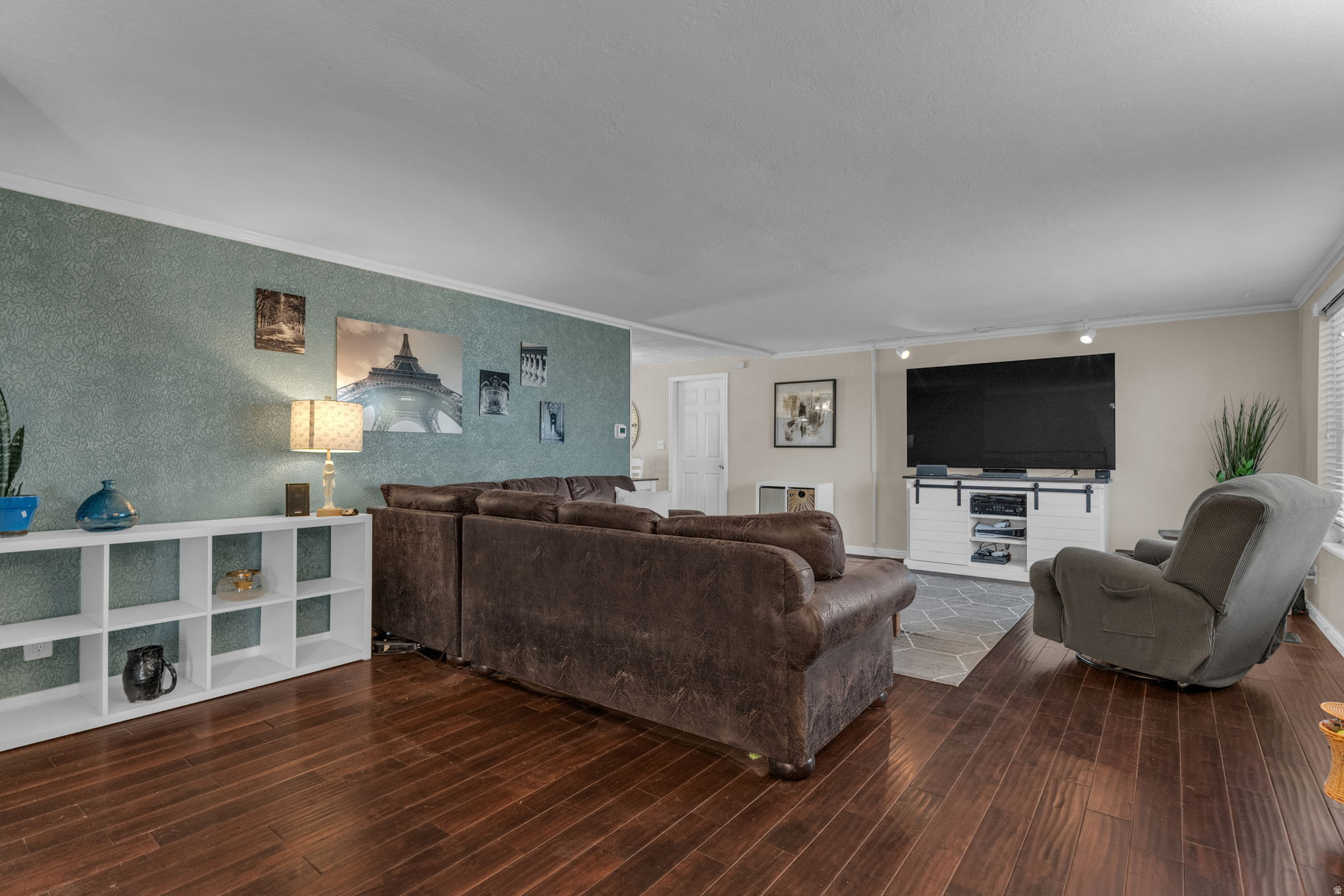 JORDAN VIEW ESTATES - Residential