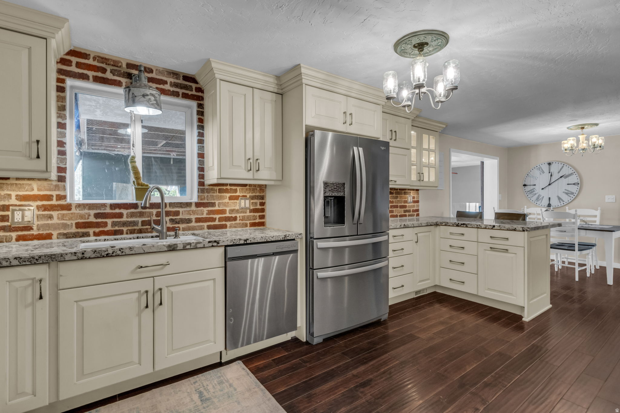 JORDAN VIEW ESTATES - Residential