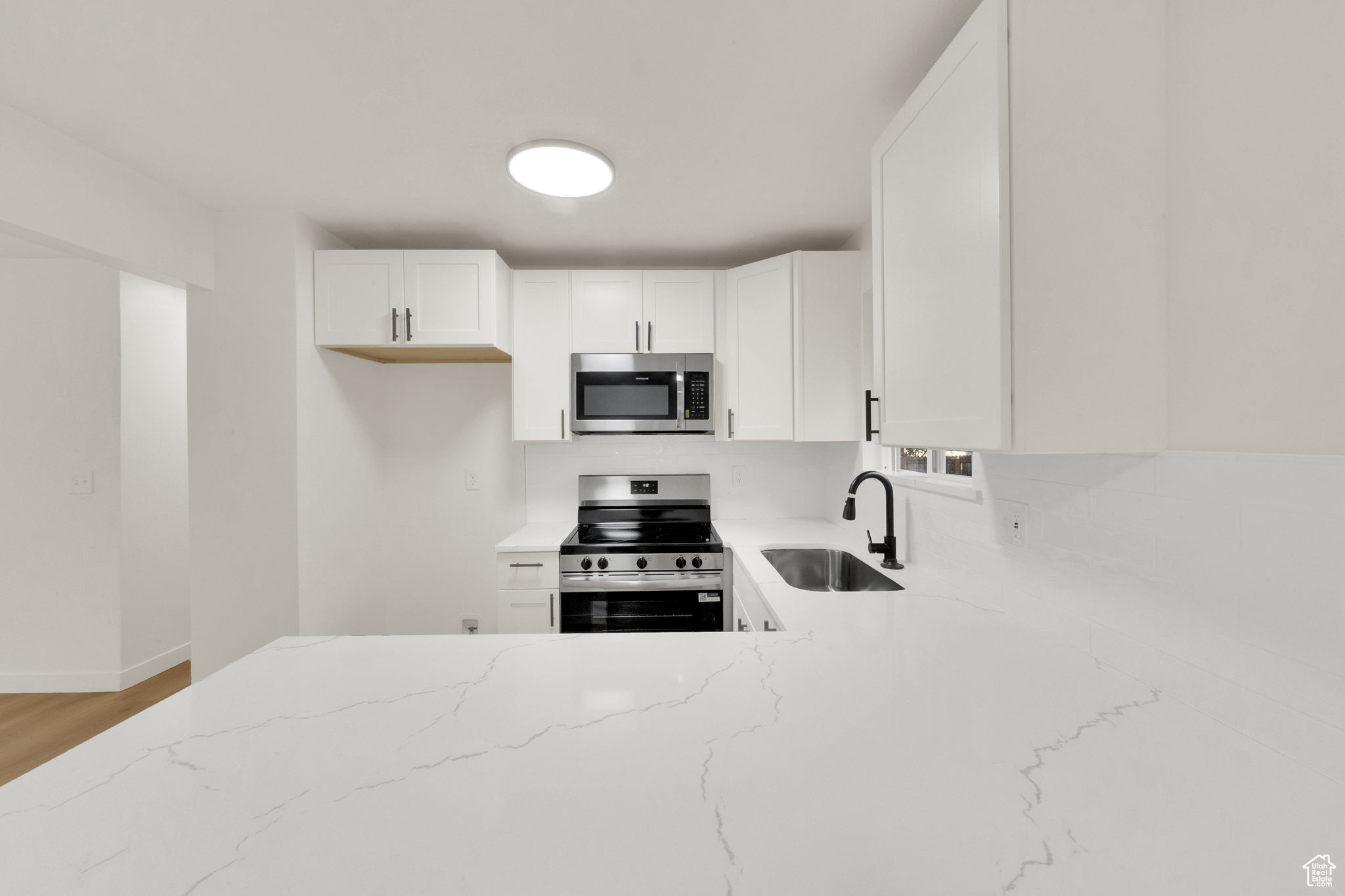 KINGS ROW SU - Residential