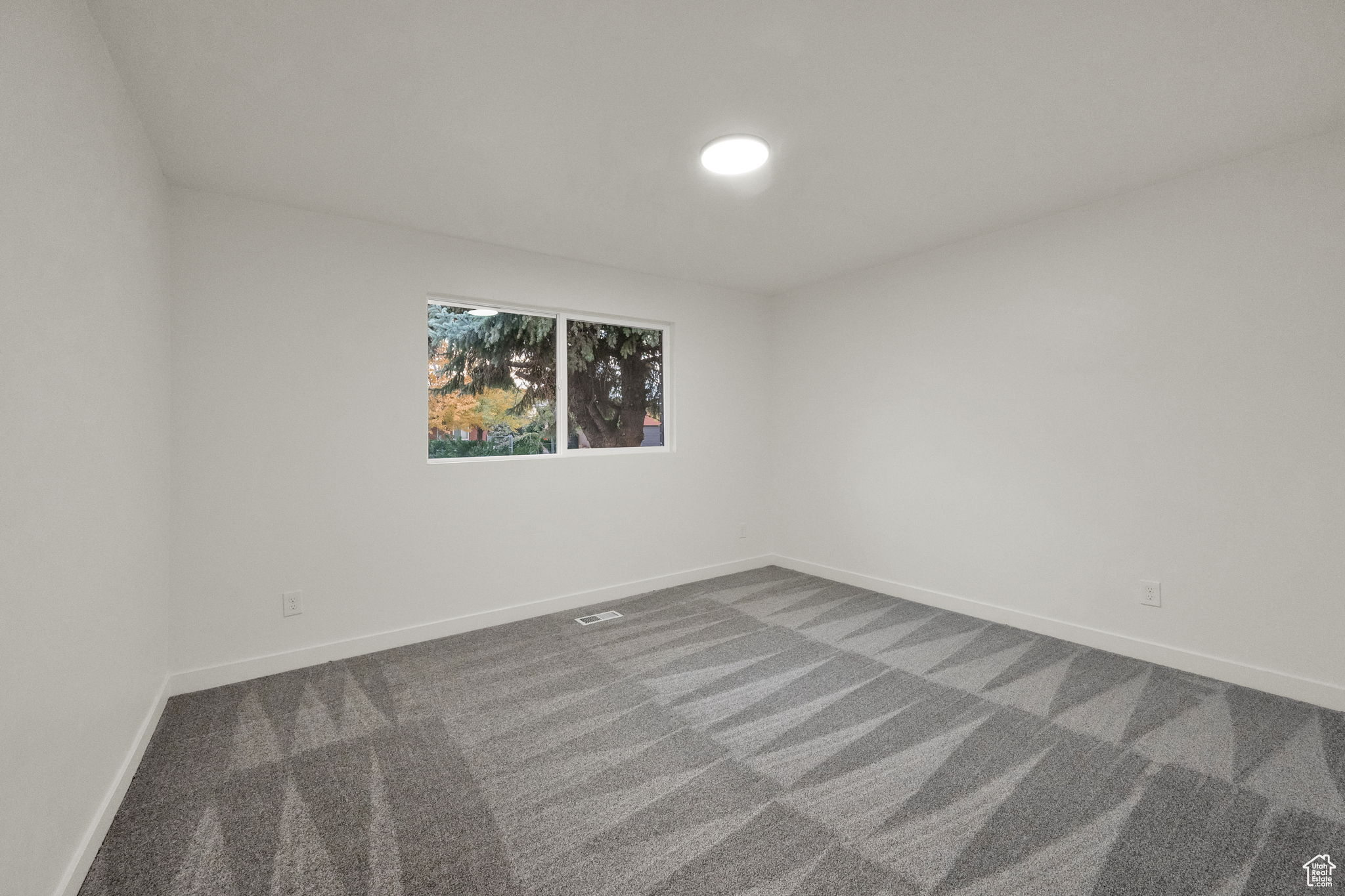 KINGS ROW SU - Residential