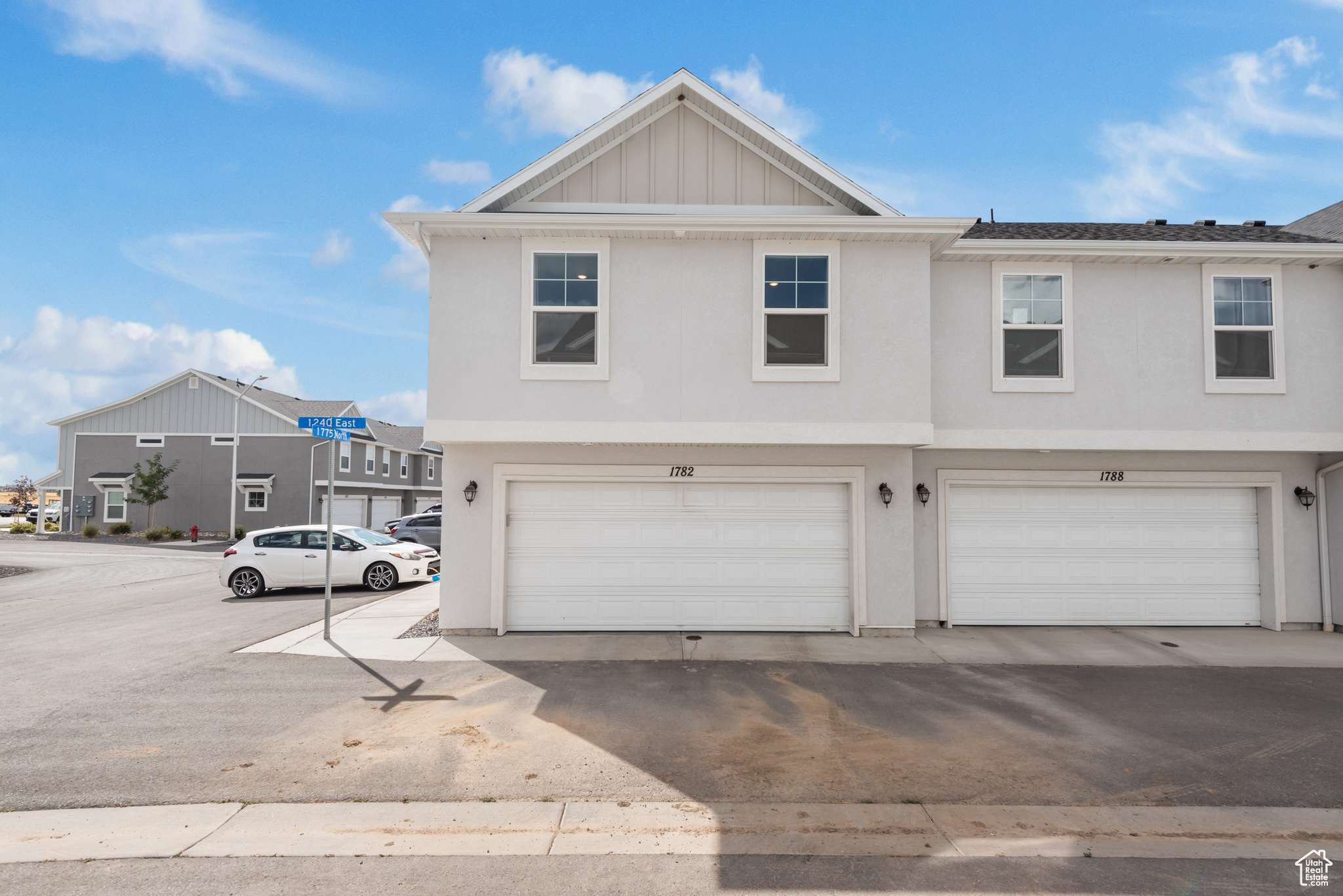 VILLAGES AT ARROWHEAD PARK - Residential