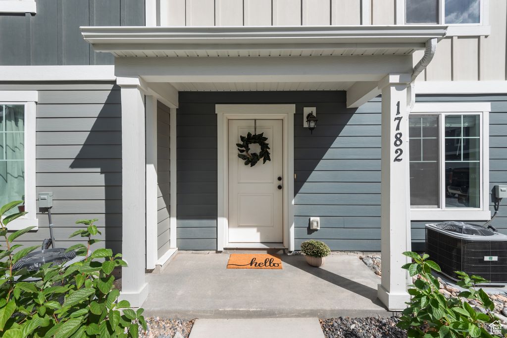 Photo of 1782 N 1240 E, Payson, UT 84651 (MLS # 2116140)