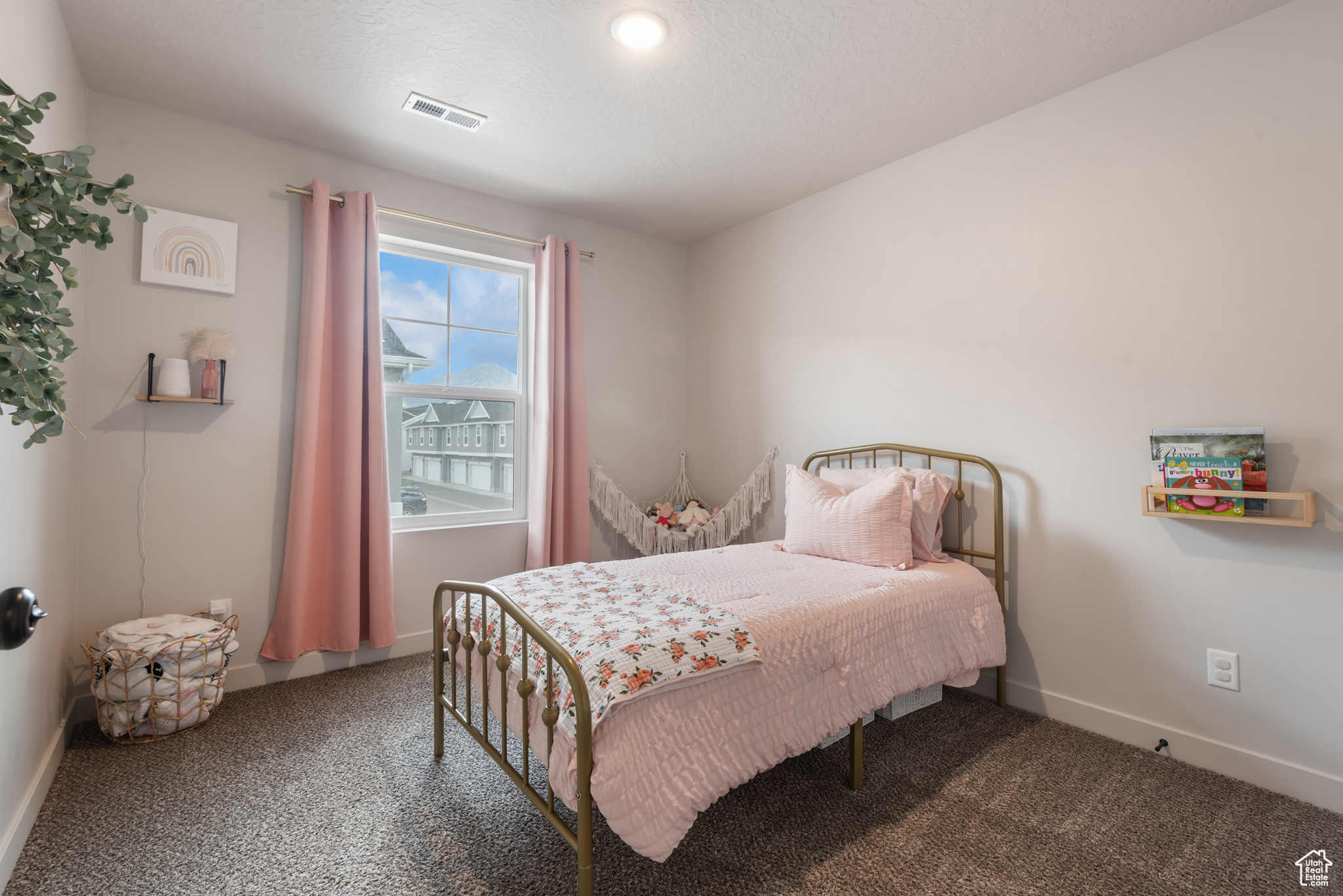 VILLAGES AT ARROWHEAD PARK - Residential