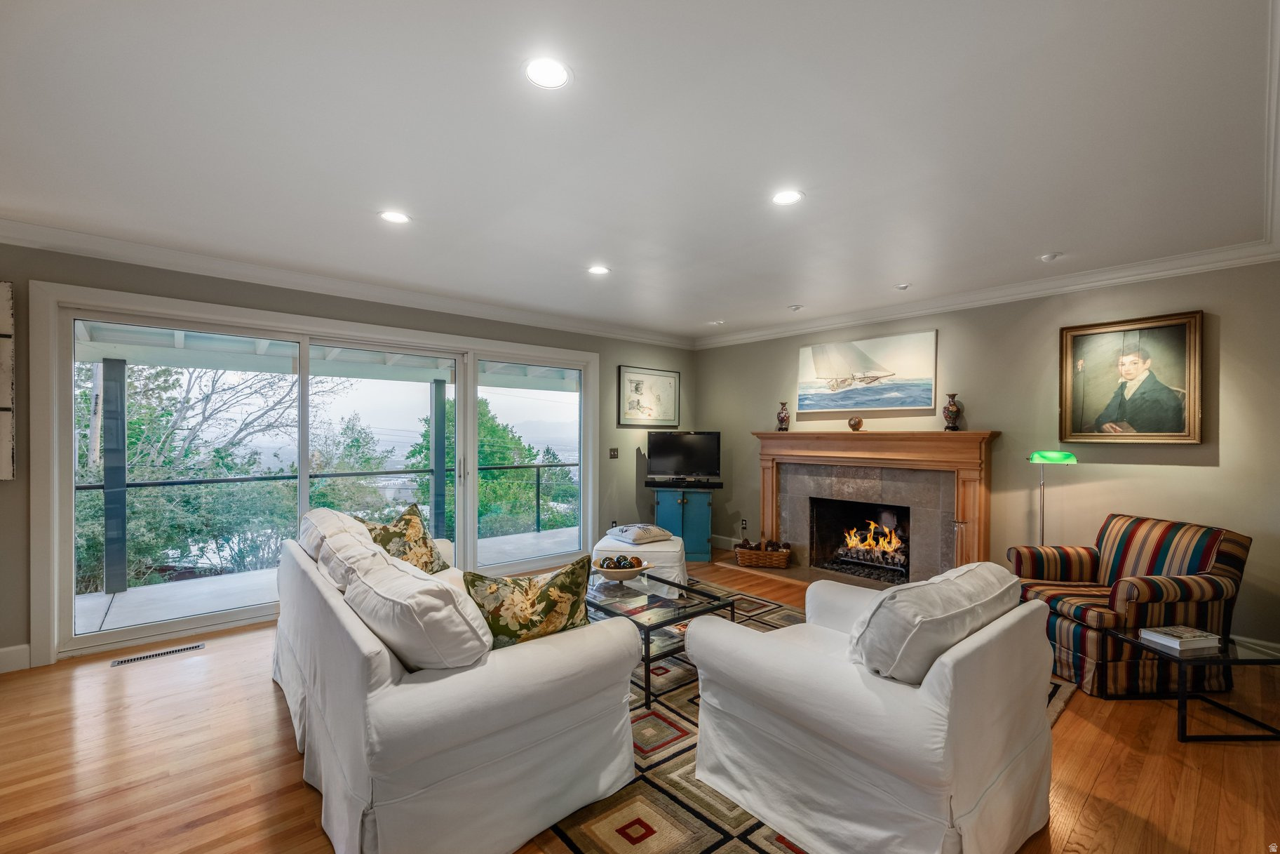 NORTH - Residential