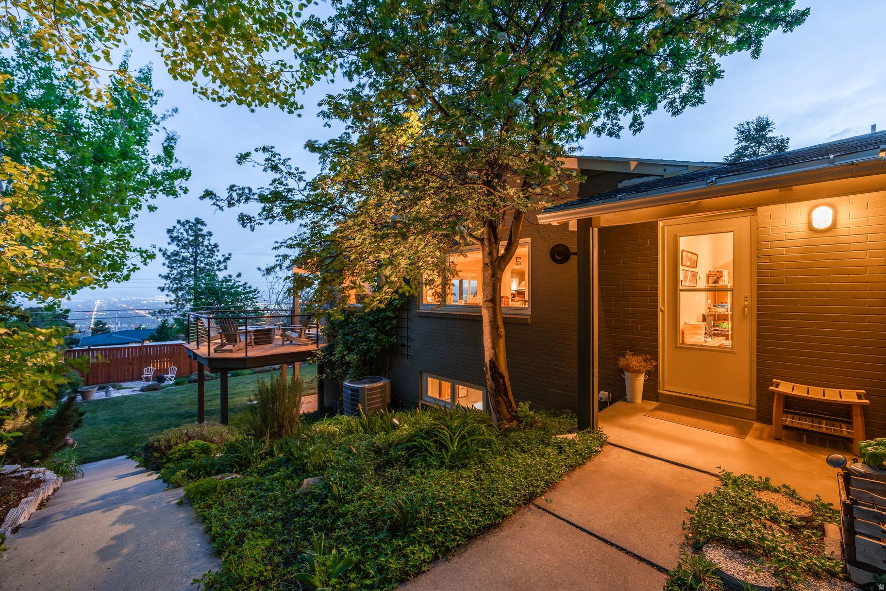 NORTH - Residential