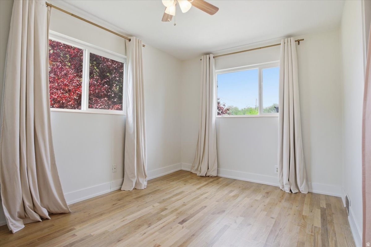 LA SALLE ACRES - Residential