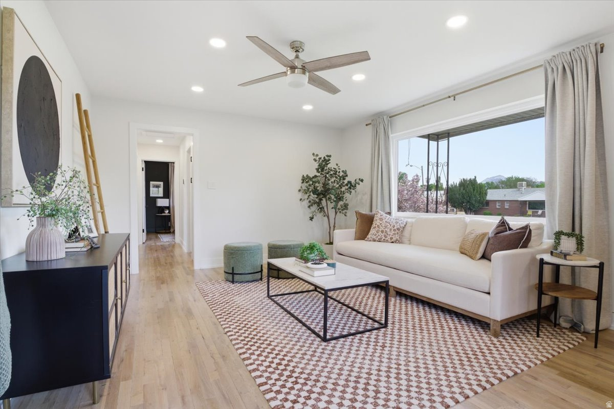 LA SALLE ACRES - Residential