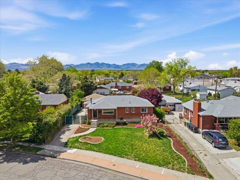 Tiny photo for 5972 S LA SALLE DR, Murray, UT 84123 (MLS # 2150908)