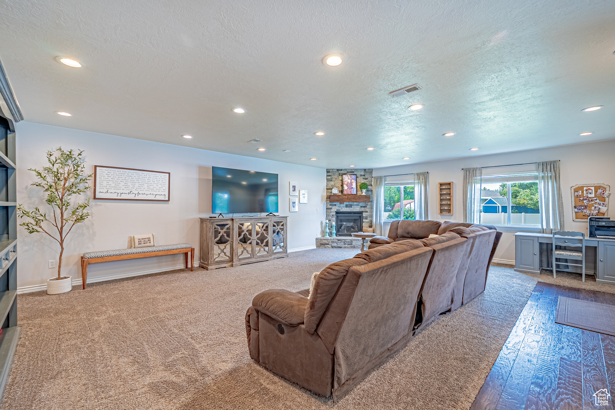 ZIONS CROSSING - Residential
