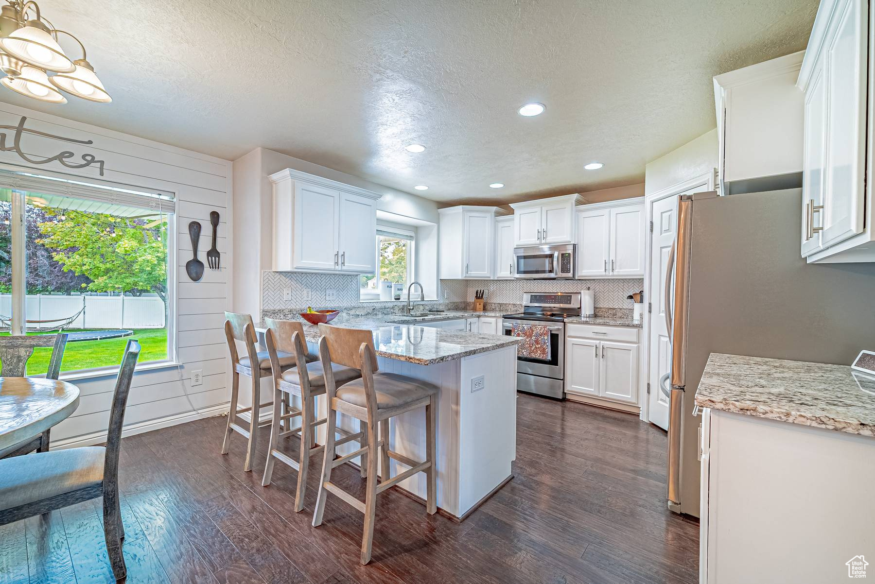 ZIONS CROSSING - Residential