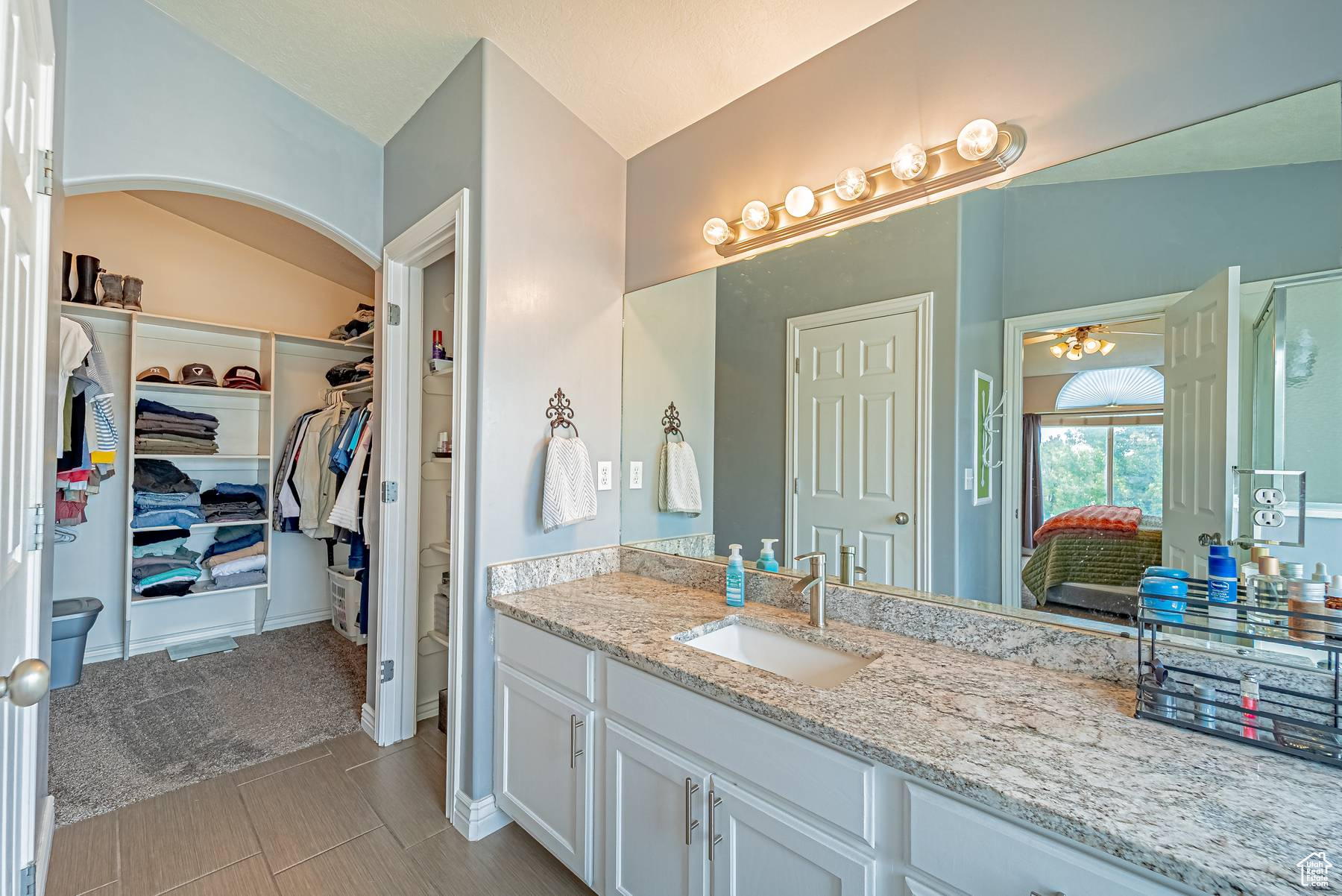 ZIONS CROSSING - Residential