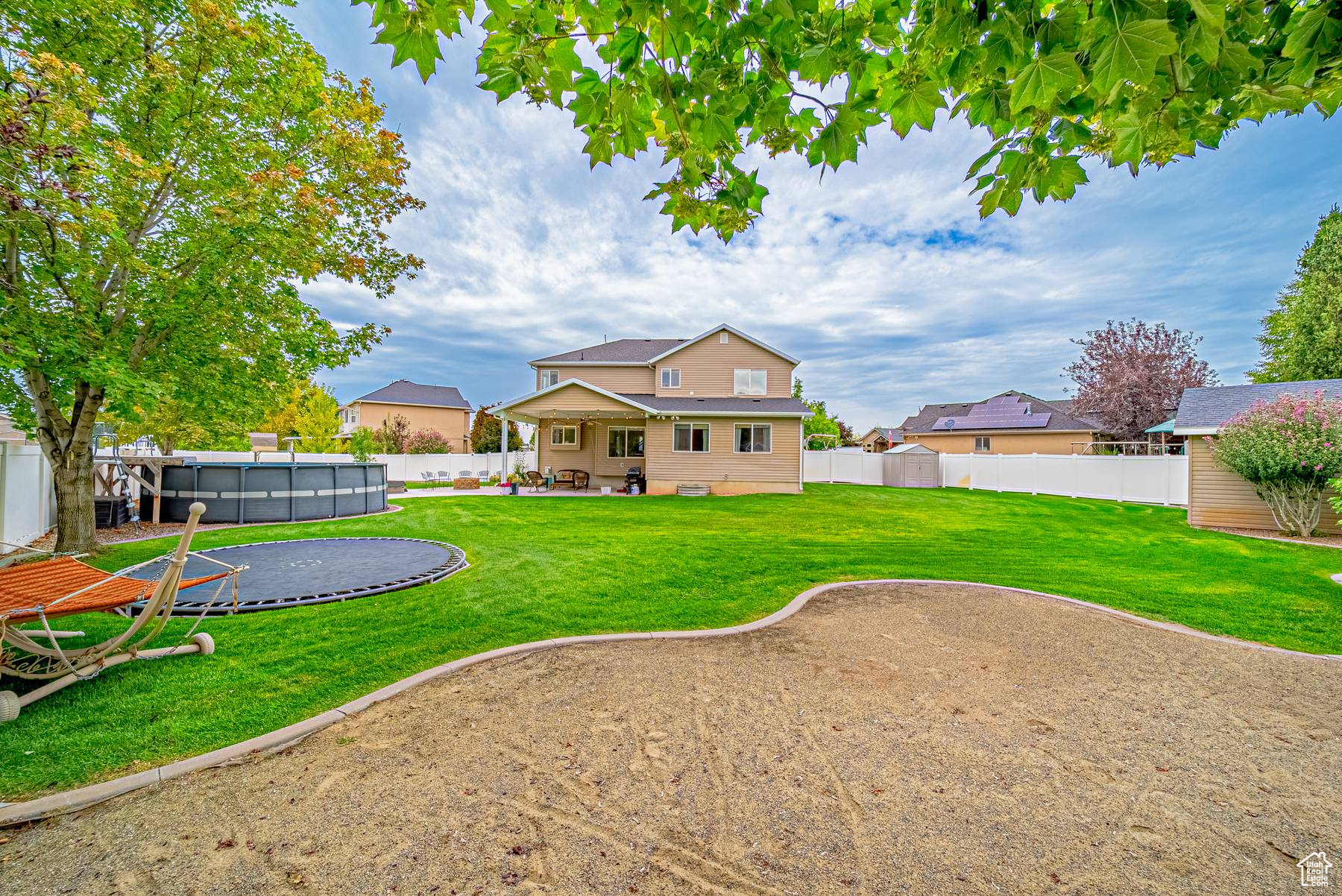 ZIONS CROSSING - Residential