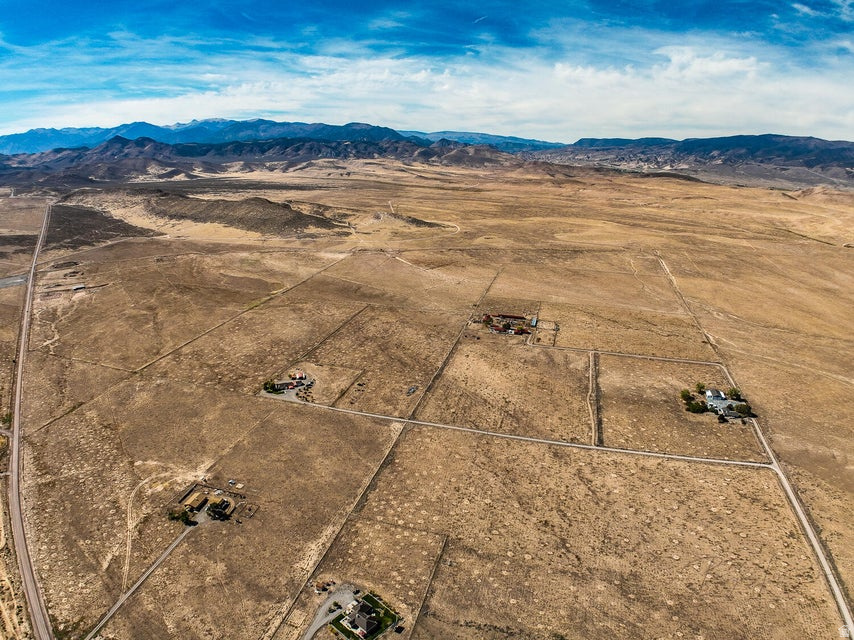 REDHAWK RANCH - Land