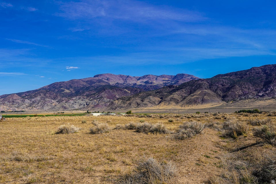 REDHAWK RANCH - Land