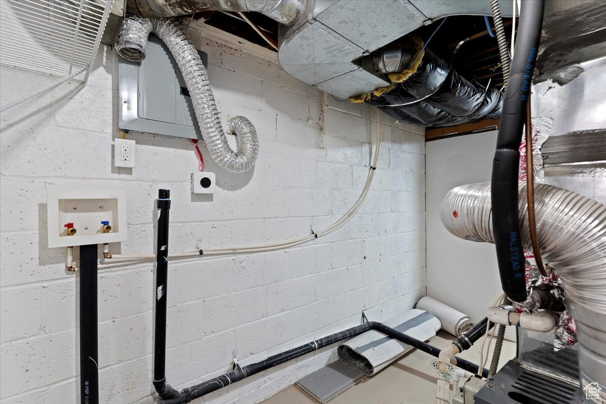 LAYTON PARK SUBDIVIS - Residential