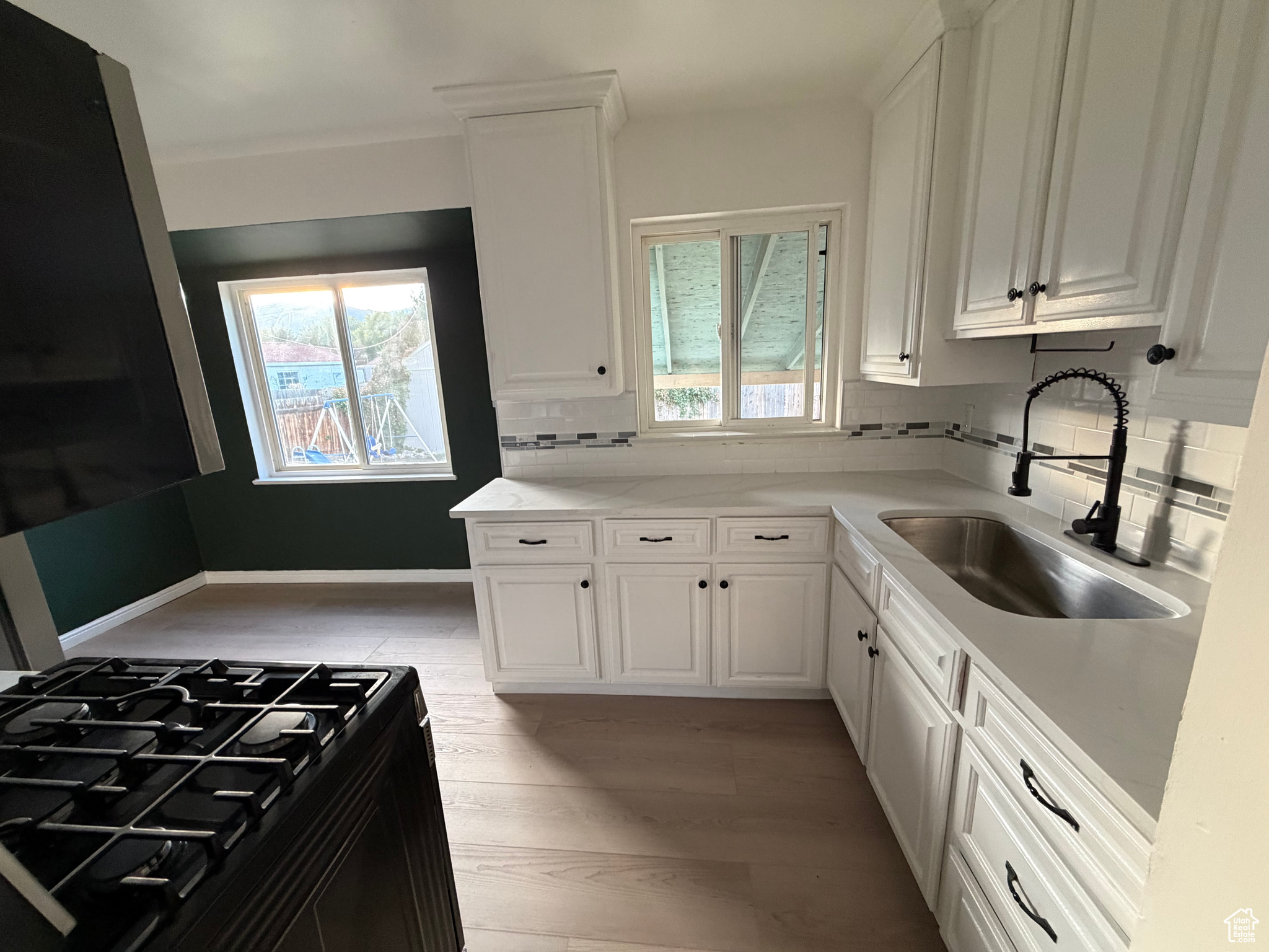 LAYTON PARK SUBDIVIS - Residential