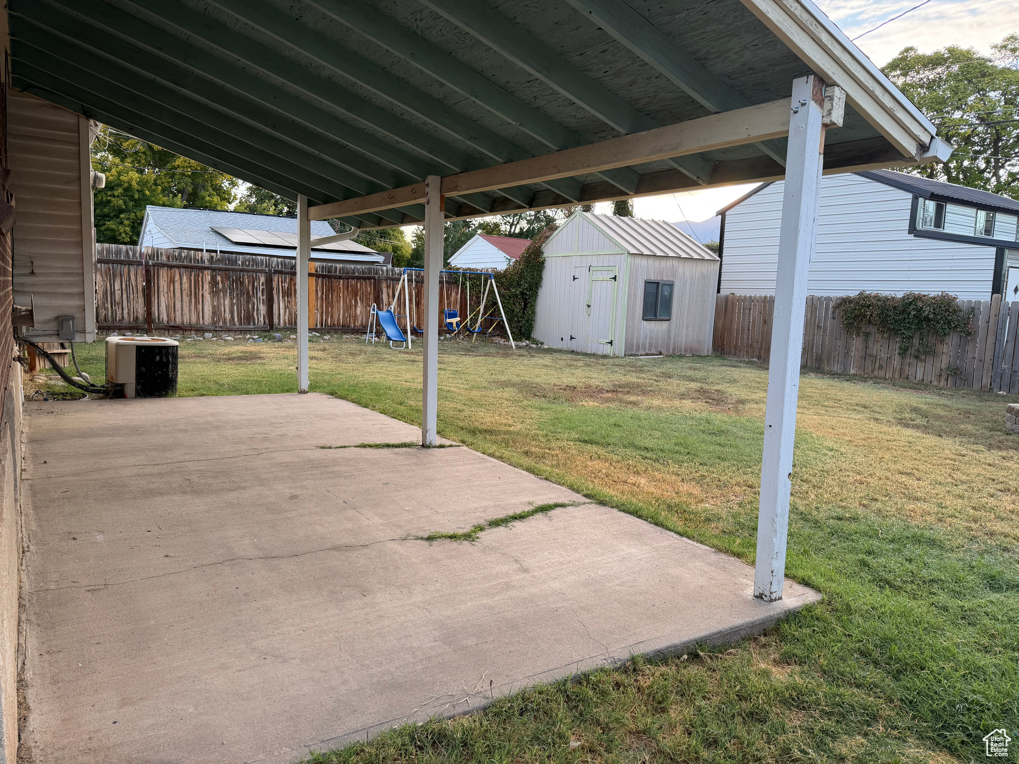 LAYTON PARK SUBDIVIS - Residential