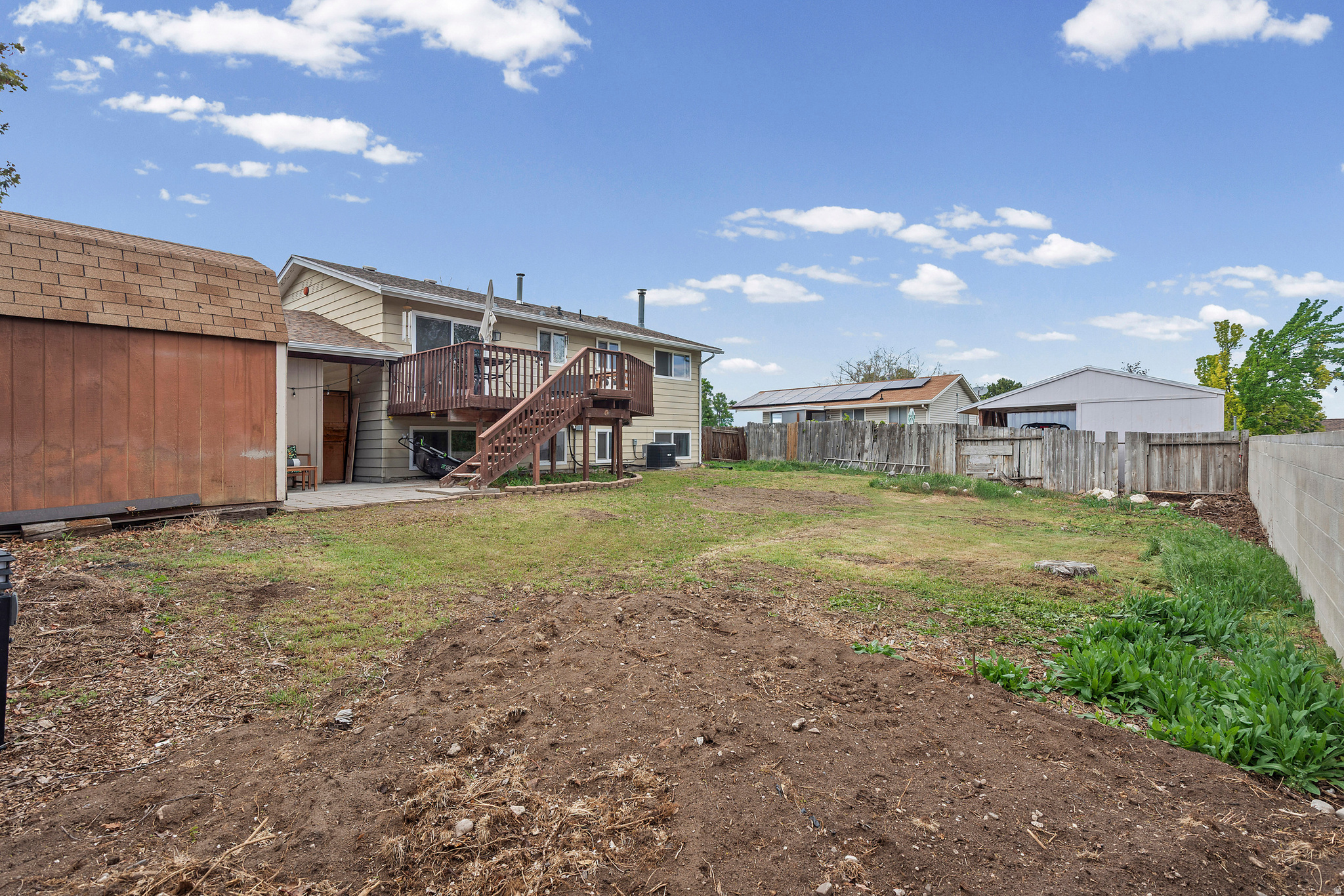 HAZELHURST #8 - Residential