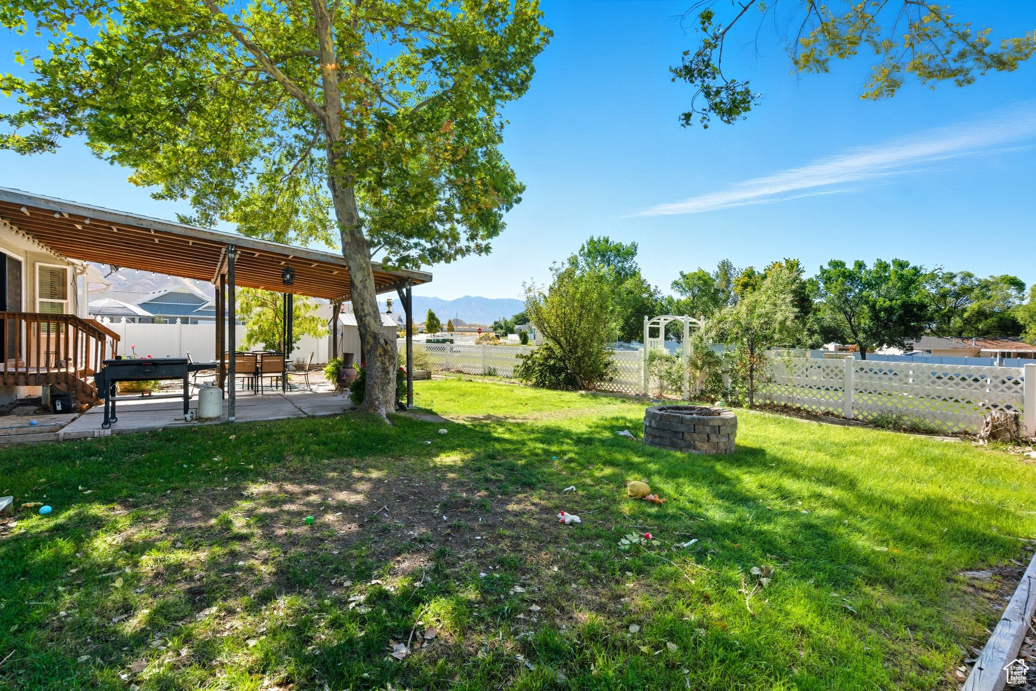 COUNTRY CLUB SUB - Residential