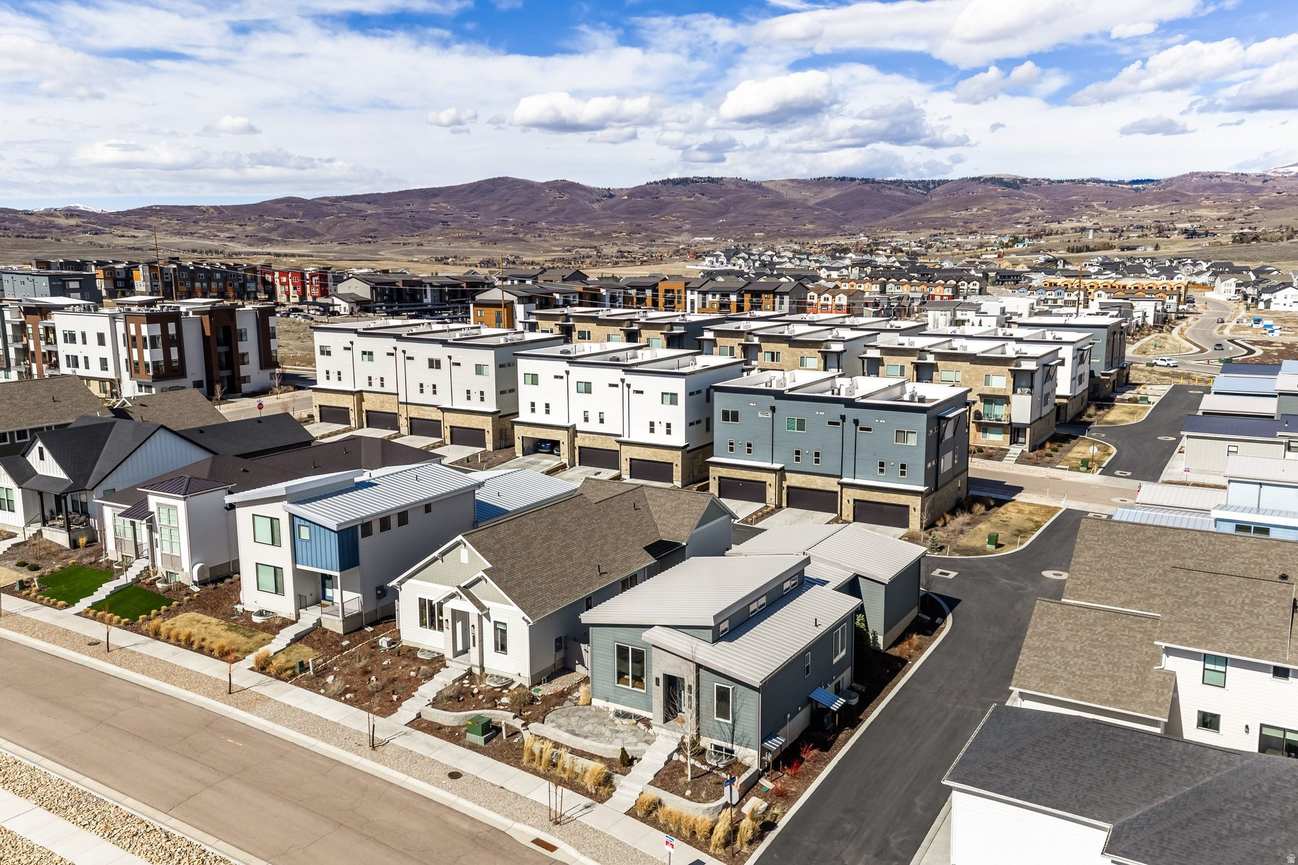 SILVER CREEK VILLAGE - Residential