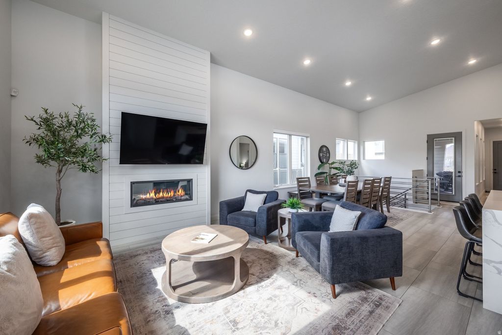 Photo of 1403 PAINTED CUP LN, Park City, UT 84098 (MLS # 2142880)