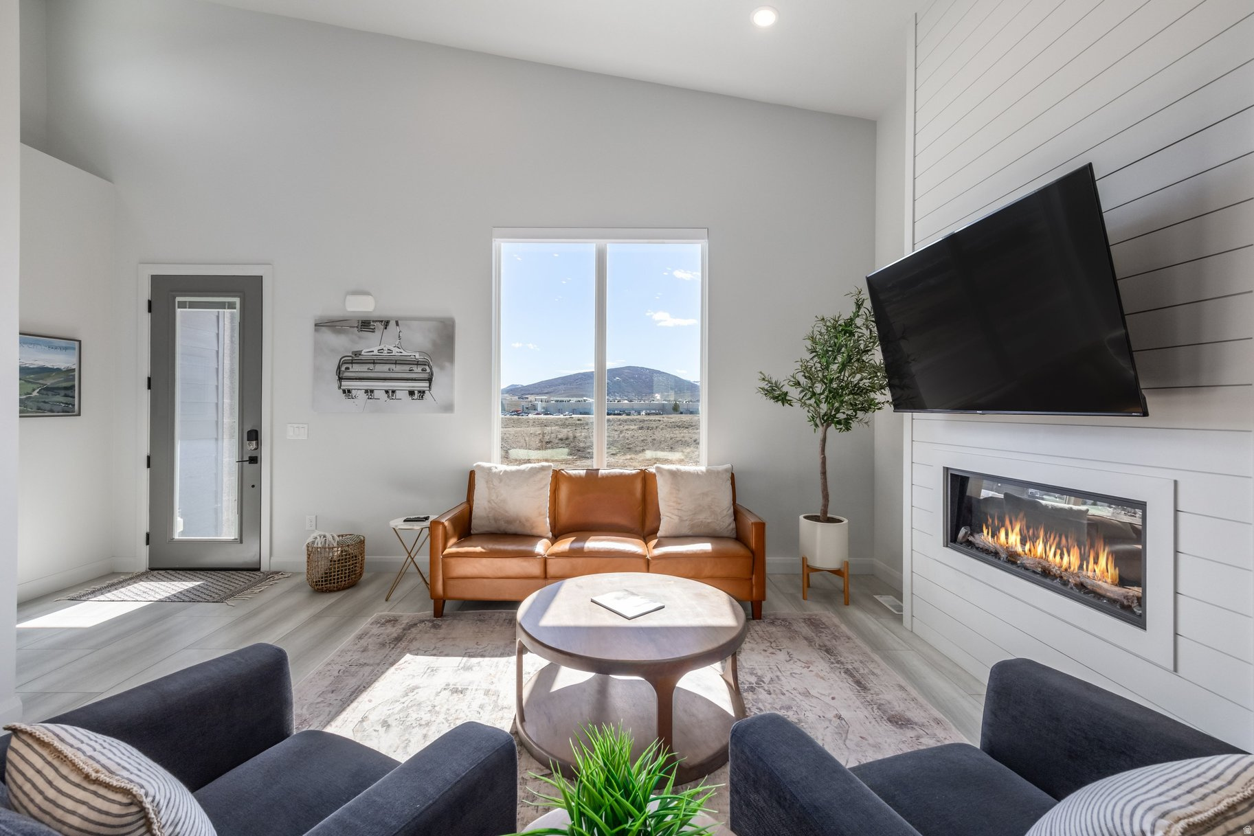 SILVER CREEK VILLAGE - Residential