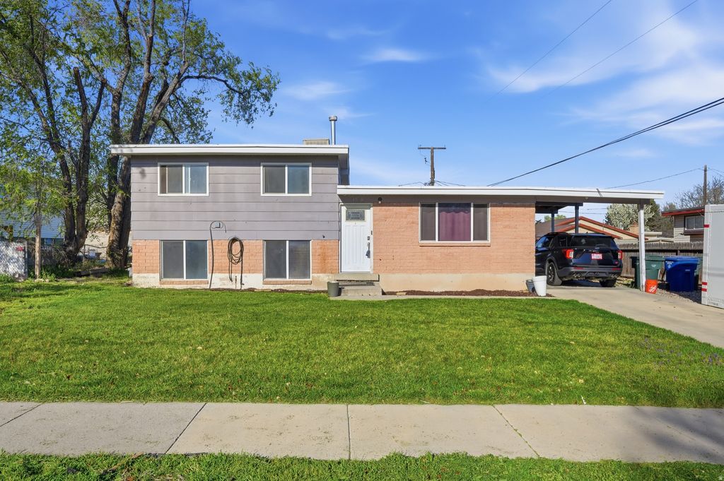 Photo of 3958 S LANCE ST, West Valley City, UT 84119 (MLS # 2146280)