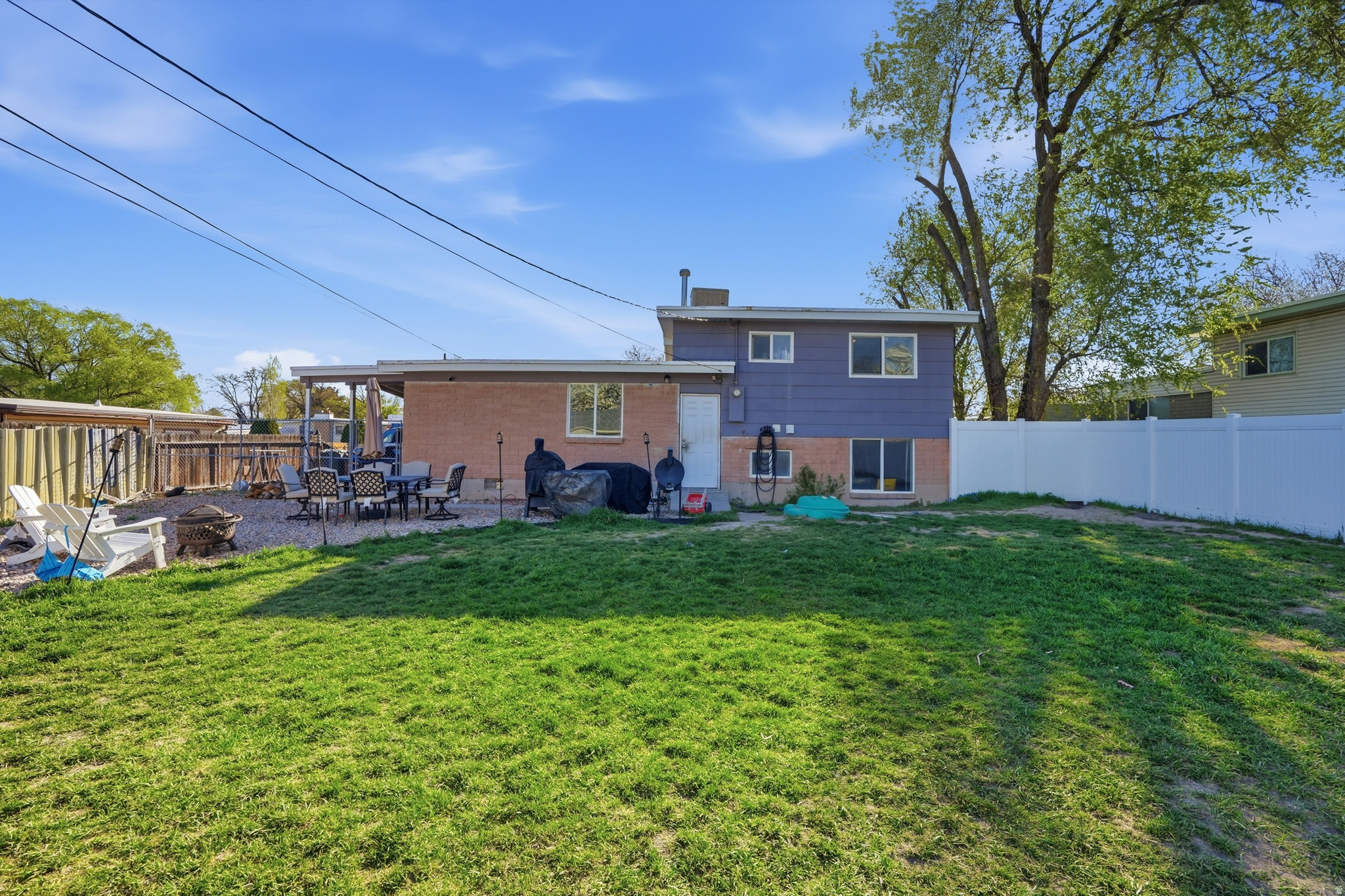 ROLLING MEADOWS - Residential