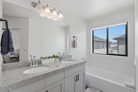 Tiny photo for 7152 N BROOK RDG, Eagle Mountain, UT 84005 (MLS # 2151859)