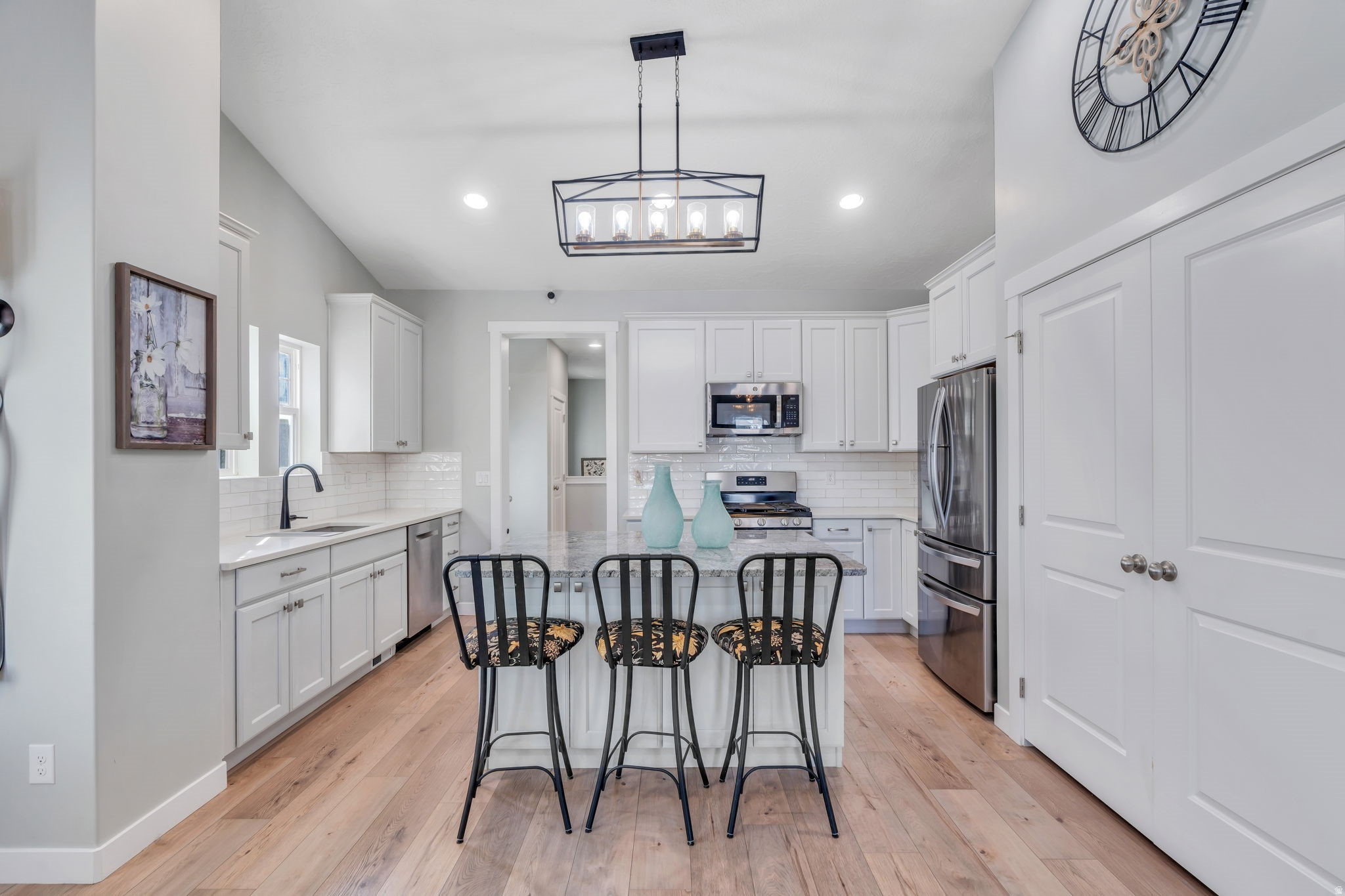 DAYBREAK - Residential